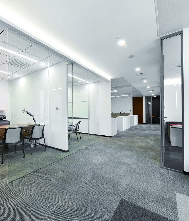 雅保化工辦公室裝修-辦公區2-pc